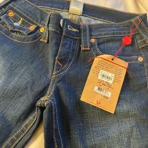 TRUE RELIGION PANTS SIZE 28 New stretch.